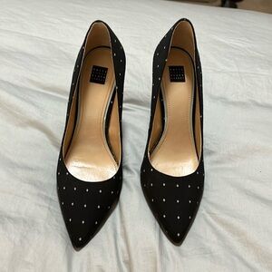 White House Black Market black polka dot pump size 10